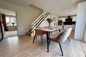 23' Kitchen/Dining Room- click for photo gallery